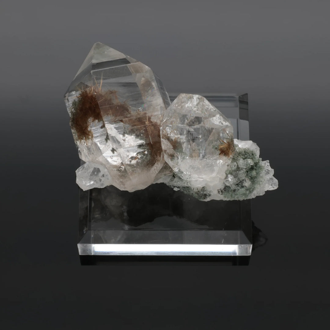 GOLDEN VEIN | Rutilated quartz with chlorite from the Himalayas | 64 g