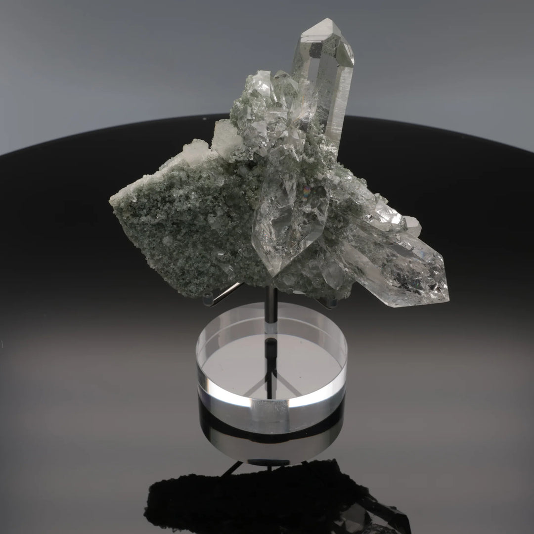ICE ARCH | Quartz with chlorite from the Himalayas | 181 g