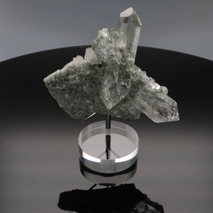 ICE ARCH | Quartz with chlorite from the Himalayas | 181 g