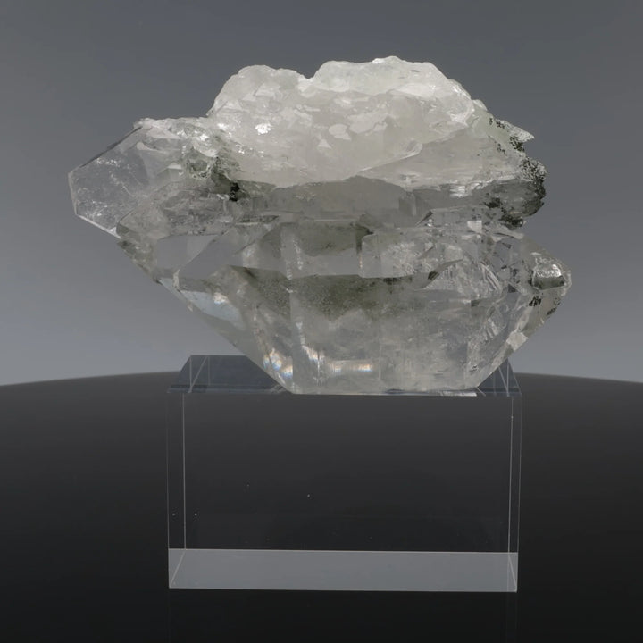 ICE HORIZON | Quartz with chlorite from the Himalayas | 297 g