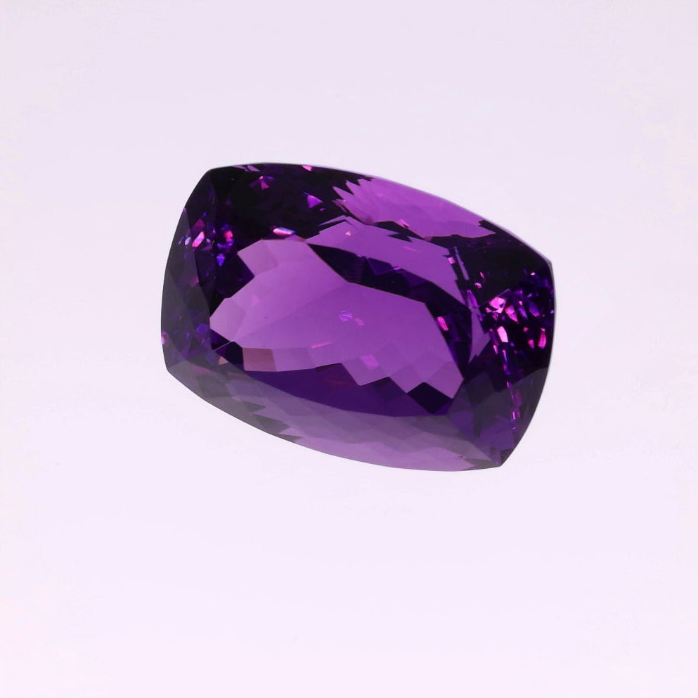 32,37 ct Amethyst - Cushion Cut