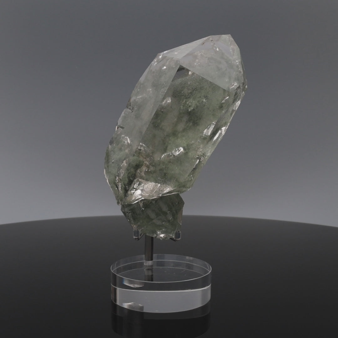 PHANTOM BLADE | Phantom quartz with chlorite from the Himalayas | 218 g