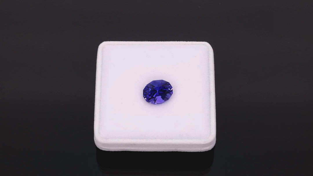 7,90 ct Tanzanite "Nightfall"  - Deep Violetish Blue
