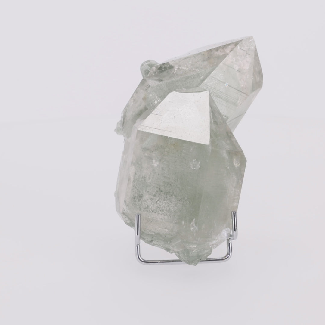 GHOST CORE | Phantom Quartz | 1,098 g | 15.5 cm