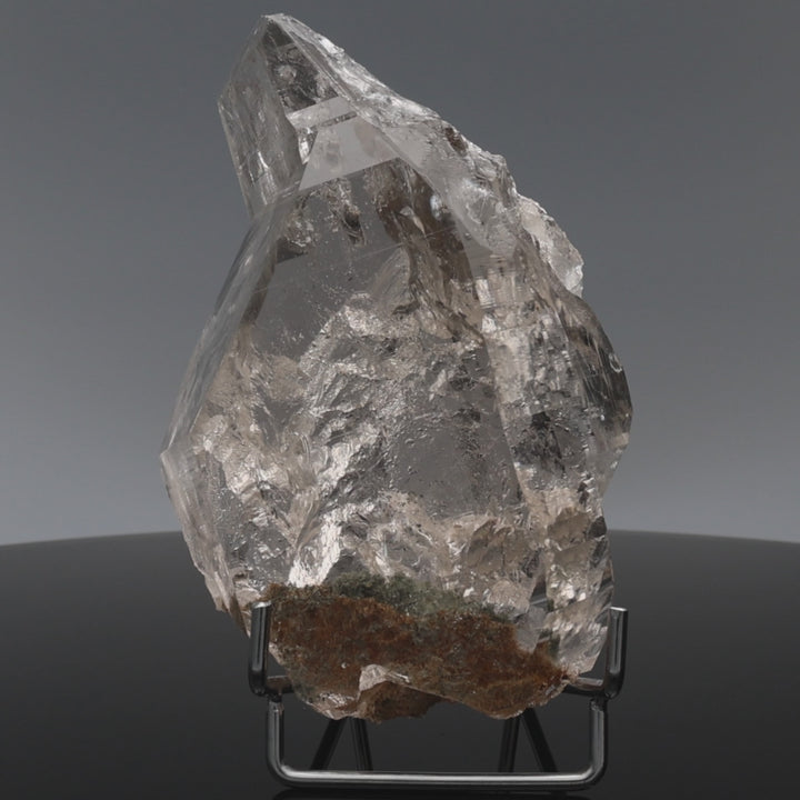 GOLDEN FORTRESS | Rutilated quartz with chlorite from the Himalayas | 622 g
