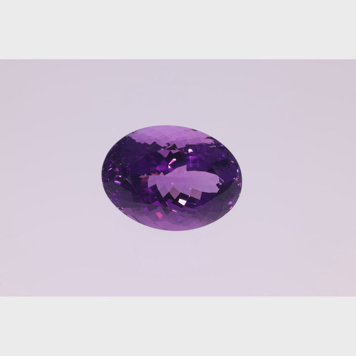 31,76 ct Amethyst - Oval Cut
