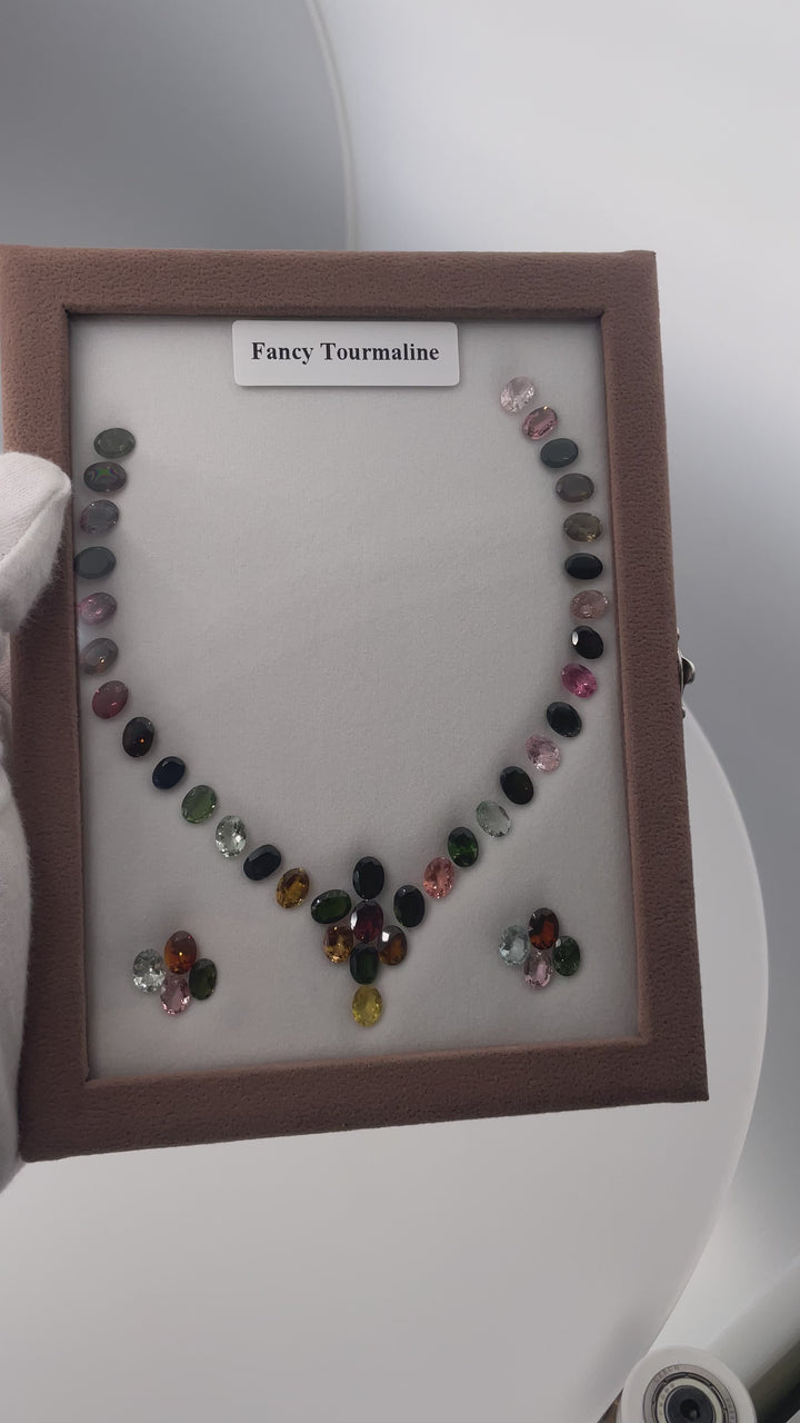 51,39 ct Tourmaline Multicolor Set