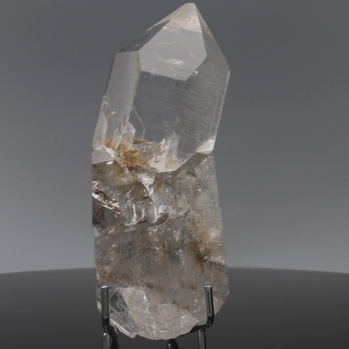 CRYSTAL TORCH | Rutilated quartz with chlorite from the Himalayas | 429 g