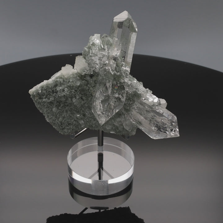 ICE ARCH | Quartz with chlorite from the Himalayas | 181 g